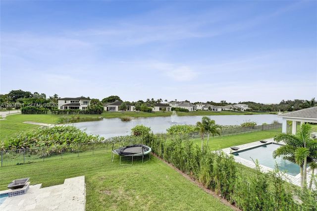 6804 N Stillwater Shores Drive, Davie, FL 33314