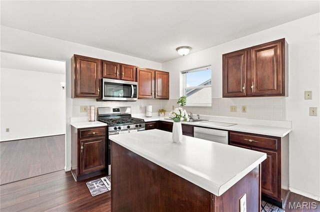 39 Green Pines Circle, St Charles, MO 63376