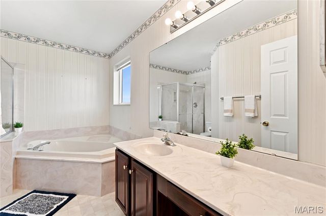 39 Green Pines Circle, St Charles, MO 63376