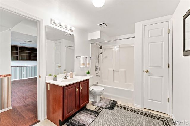 39 Green Pines Circle, St Charles, MO 63376