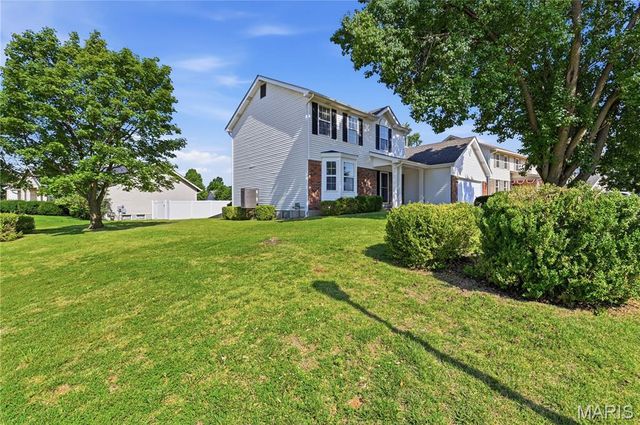 39 Green Pines Circle, St Charles, MO 63376