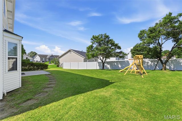 39 Green Pines Circle, St Charles, MO 63376