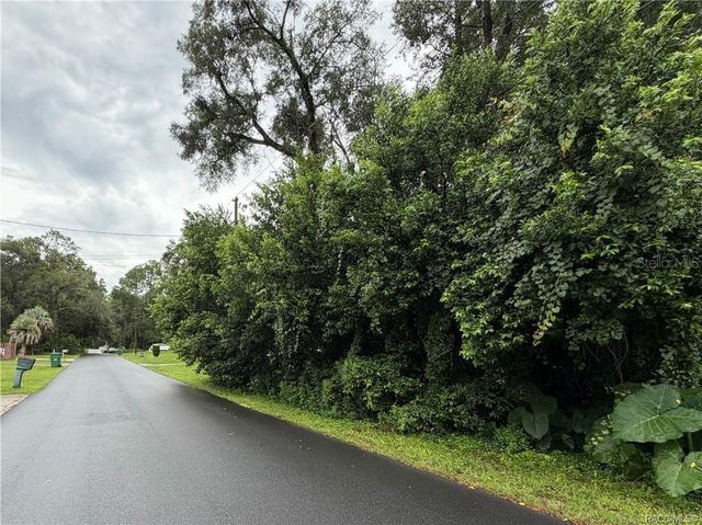 6140 E IVY LANE, Inverness, FL 34452