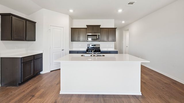 757 Tiger Lily Way, Pilot Point, TX 76258