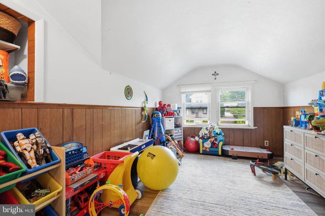 7953 CHURCH, Rockledge, PA 19046
