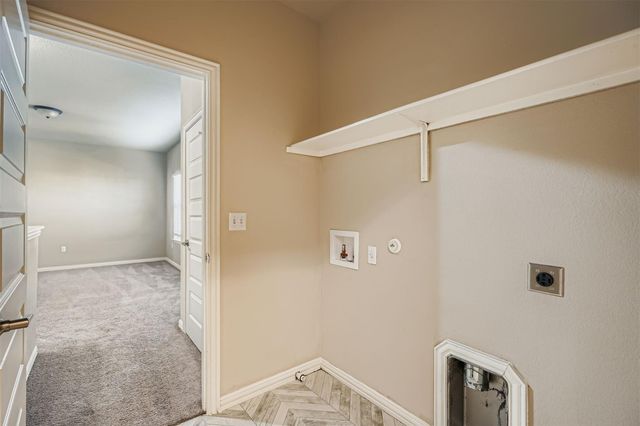 8800 Sikes WAY, Austin, TX 78747