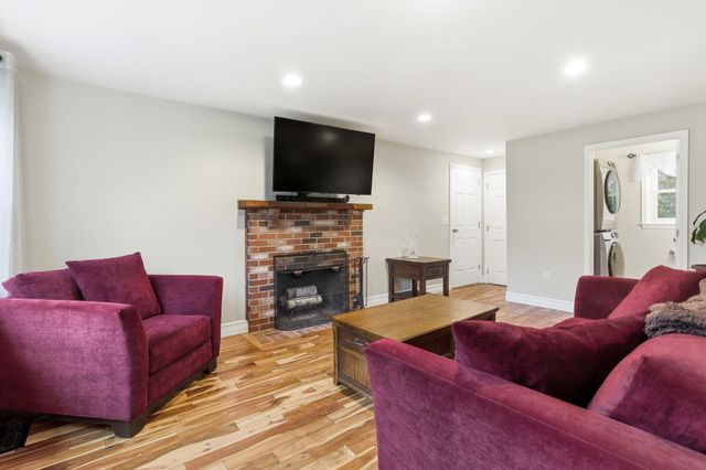 56 Timberline Drive, Nashua, NH 03062