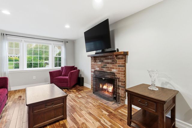 56 Timberline Drive, Nashua, NH 03062