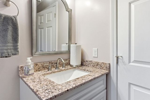 56 Timberline Drive, Nashua, NH 03062