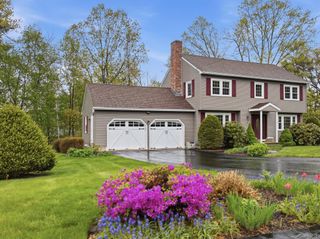 56 Timberline Drive, Nashua, NH 03062