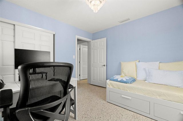 6506 HILLSIDE AVENUE, Seminole, FL 33772