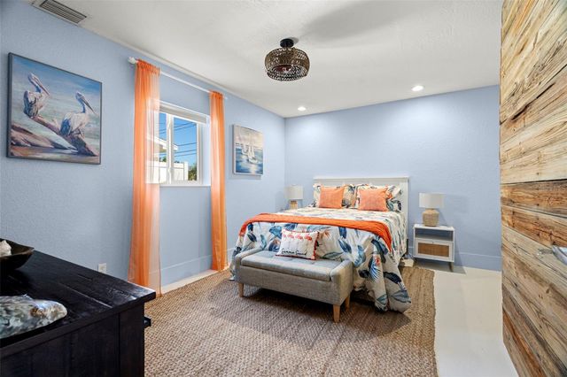 6506 HILLSIDE AVENUE, Seminole, FL 33772