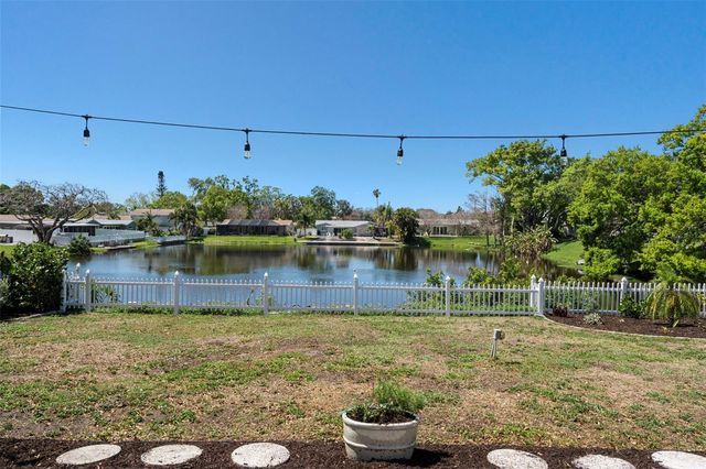 6506 HILLSIDE AVENUE, Seminole, FL 33772