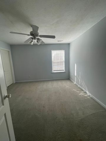 4233 Sandstone Dr, Antioch, TN 37013