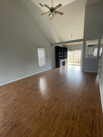 4233 Sandstone Dr, Antioch, TN 37013