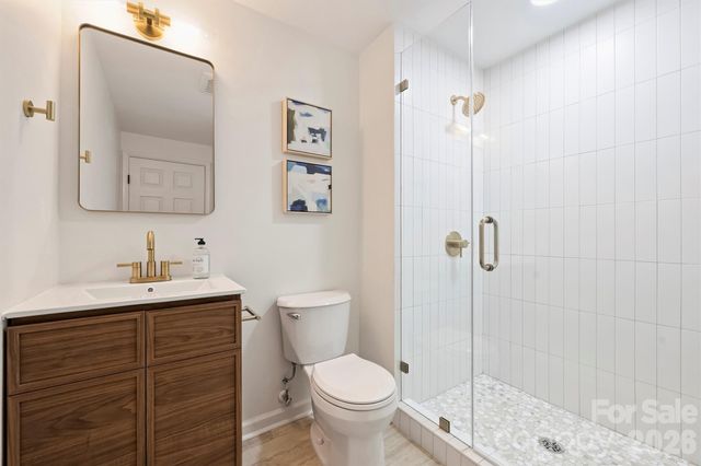 7323 Rollingridge Drive, Charlotte, NC 28211
