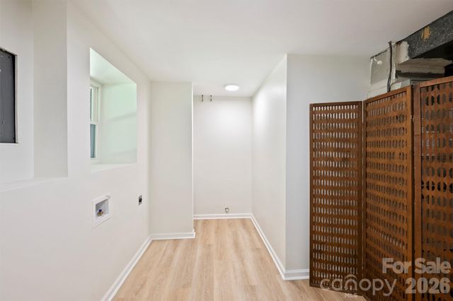 7323 Rollingridge Drive, Charlotte, NC 28211