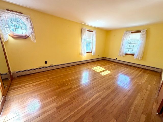 199 Plymouth St, Whitman, MA 02382