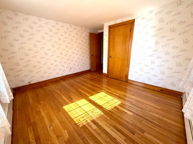 199 Plymouth St, Whitman, MA 02382