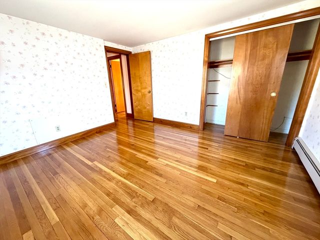 199 Plymouth St, Whitman, MA 02382