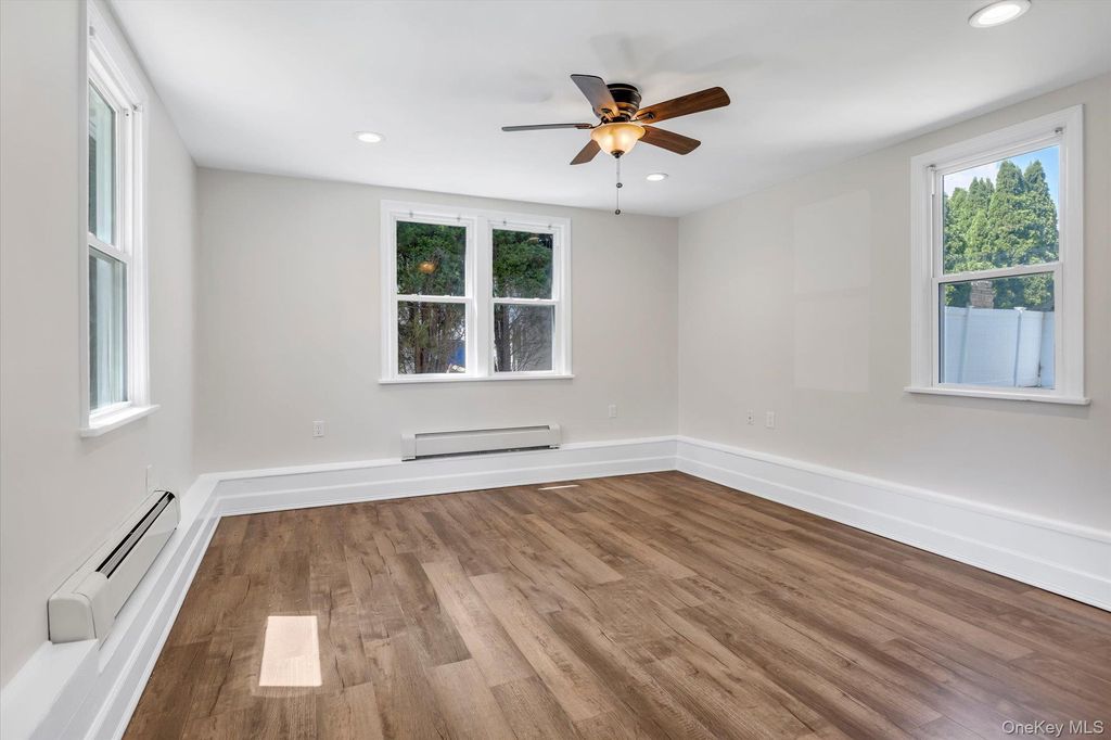 5 Eckert Street, Huntington Station, NY 11746 — photo 3