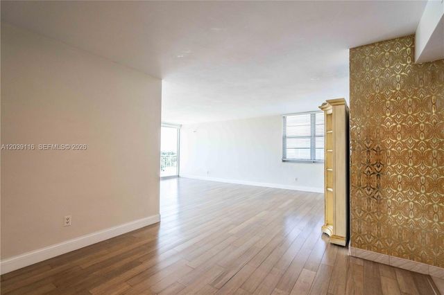 9500 W Bay Harbor Drive 7D, Bay Harbor Islands, FL 33154