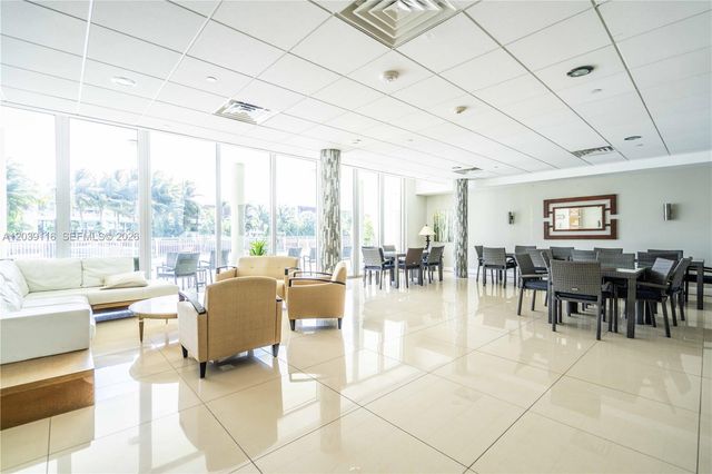 9500 W Bay Harbor Drive 7D, Bay Harbor Islands, FL 33154