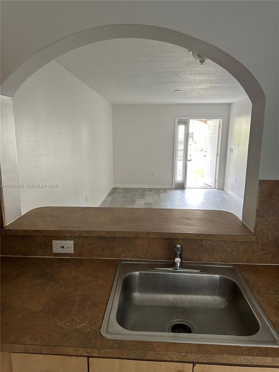 2911 SE 13th Ave 204-49, Homestead, FL 33035