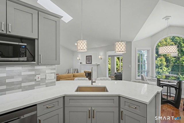 555 Mohave Circle 555, Shelton, CT 06484