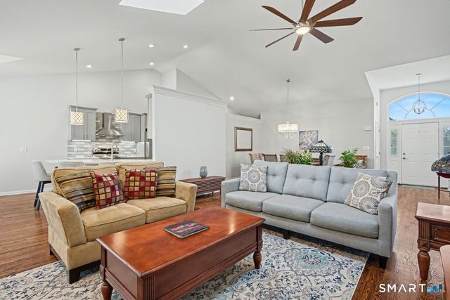 555 Mohave Circle 555, Shelton, CT 06484