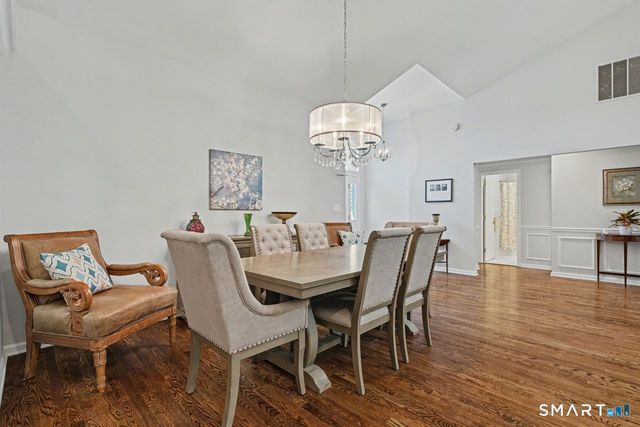 555 Mohave Circle 555, Shelton, CT 06484