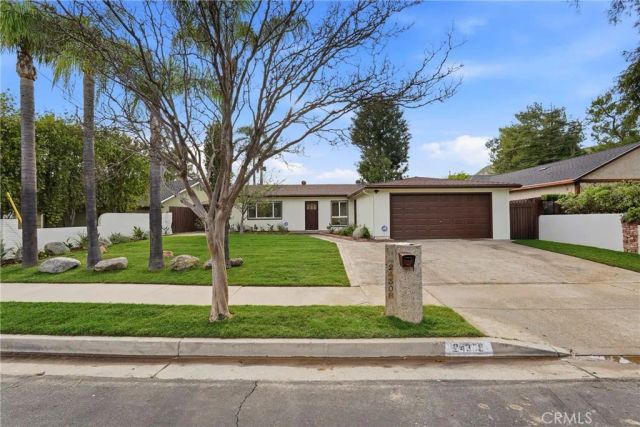 24308 Highlander Road, West Hills, CA 91307