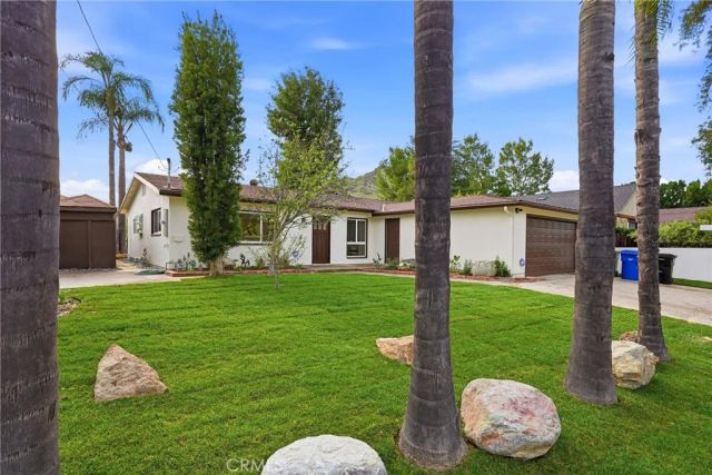 24308 Highlander Road, West Hills, CA 91307