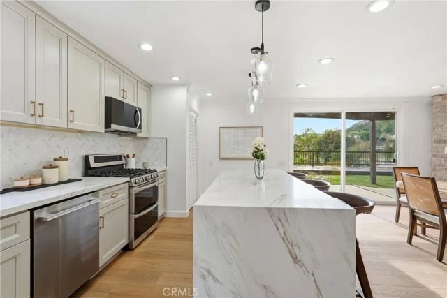 24308 Highlander Road, West Hills, CA 91307