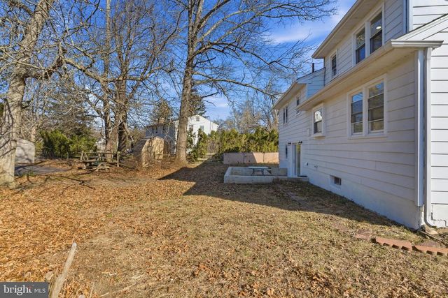 102 DAWN DR, Mount Holly, NJ 08060