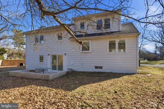 102 DAWN DR, Mount Holly, NJ 08060