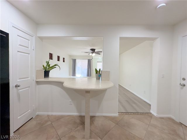 6952 Graceful Cloud Avenue, Henderson, NV 89011