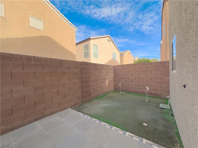 6952 Graceful Cloud Avenue, Henderson, NV 89011