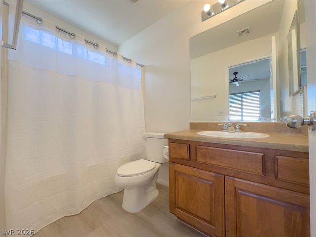 6952 Graceful Cloud Avenue, Henderson, NV 89011