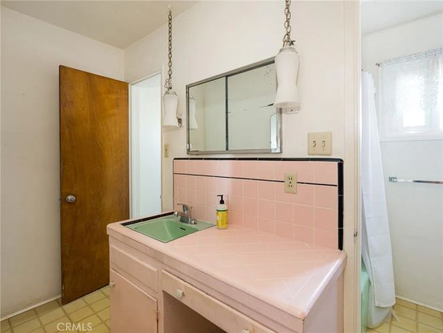 860 Bungalow Drive, El Segundo, CA 90245