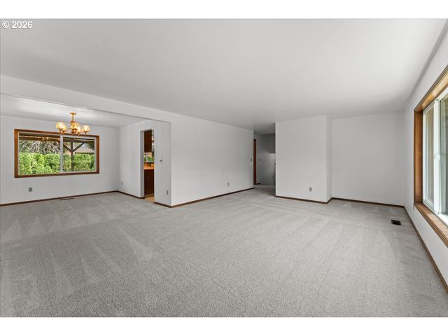 270 Ne 20TH Pl, Hillsboro, OR 97124