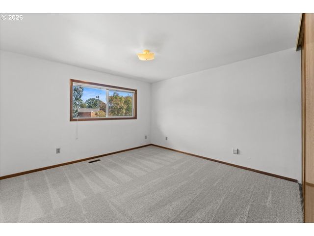 270 Ne 20TH Pl, Hillsboro, OR 97124