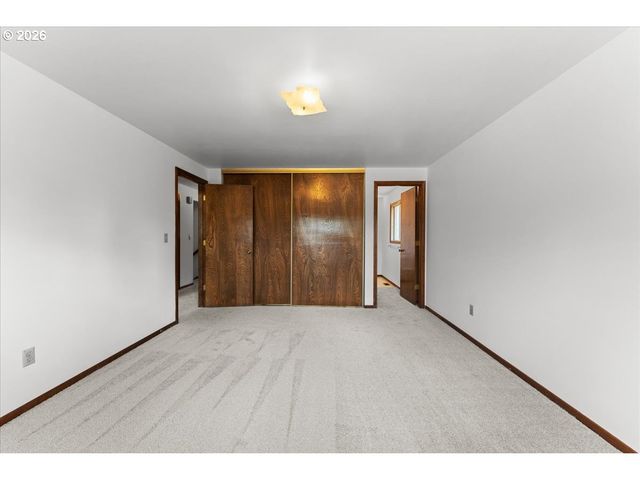 270 Ne 20TH Pl, Hillsboro, OR 97124