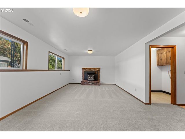 270 Ne 20TH Pl, Hillsboro, OR 97124