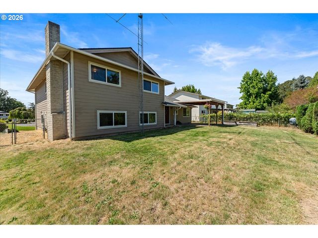 270 Ne 20TH Pl, Hillsboro, OR 97124