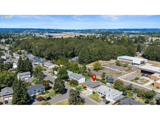 270 Ne 20TH Pl, Hillsboro, OR 97124