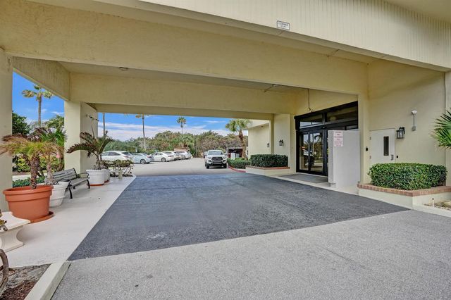 400 Ocean Trail Way 308, Jupiter, FL 33477