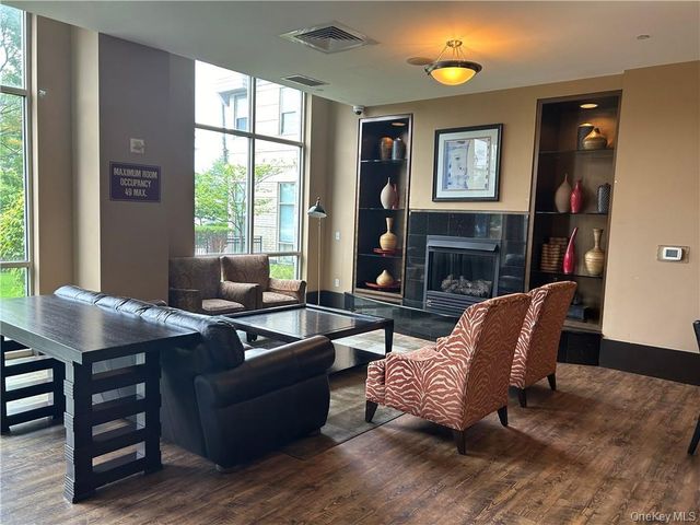 300 Mamaroneck Avenue 729, White Plains, NY 10605