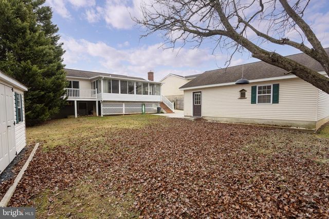 12124 BUTTONWOOD LN, Middle River, MD 21220