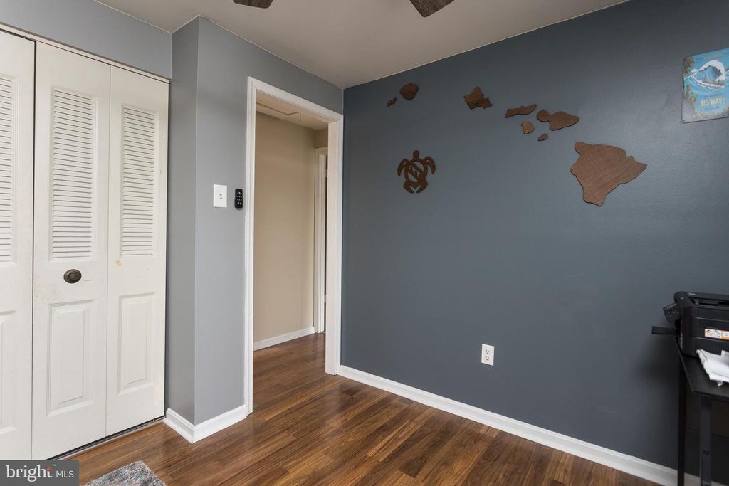 Image 18 of property listing at 12124 BUTTONWOOD LN, Middle River, MD 21220